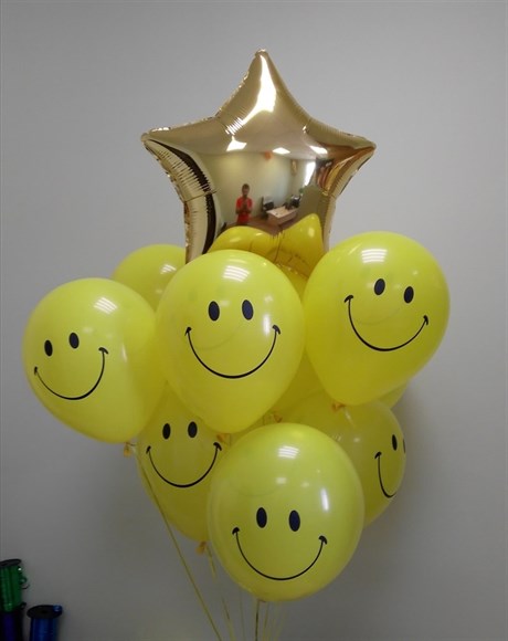 Композиция №62 из шаров с улыбками и фольгированной звезды - фото 39490