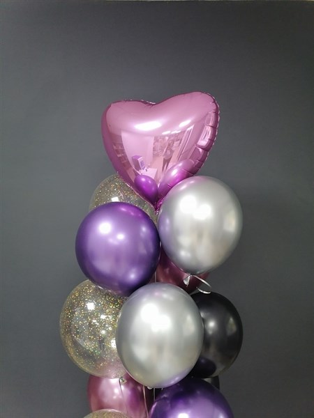 Композиция №322 с сердцем и шарами с конфетти - фото 65489